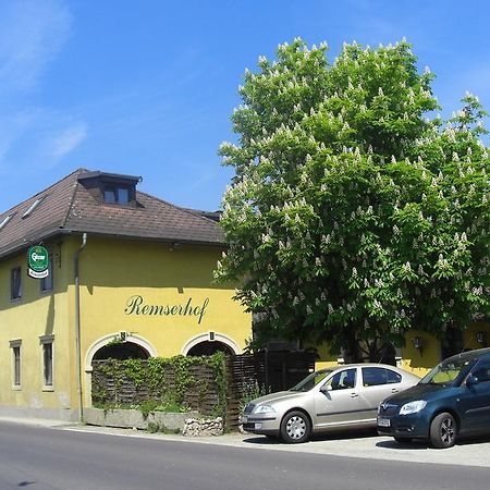 Remserhof Sankt Valentin Exterior foto